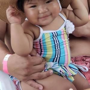 Meet your Posher, Victor